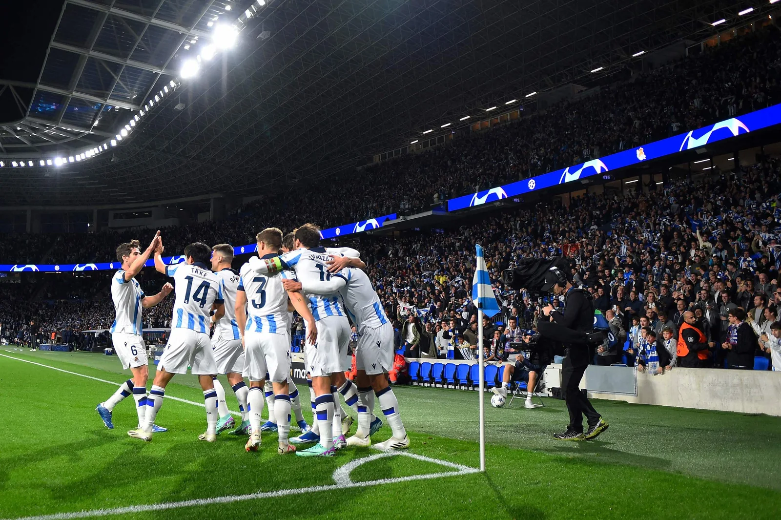 How Does Champions League Round-of-16 Qualification Work?